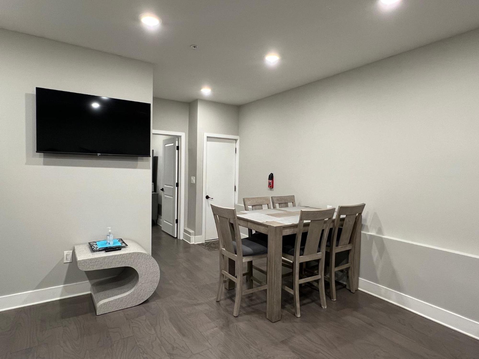Charming 3Br 2Ba With Private Patio Apartment Philadelphia Exterior photo
