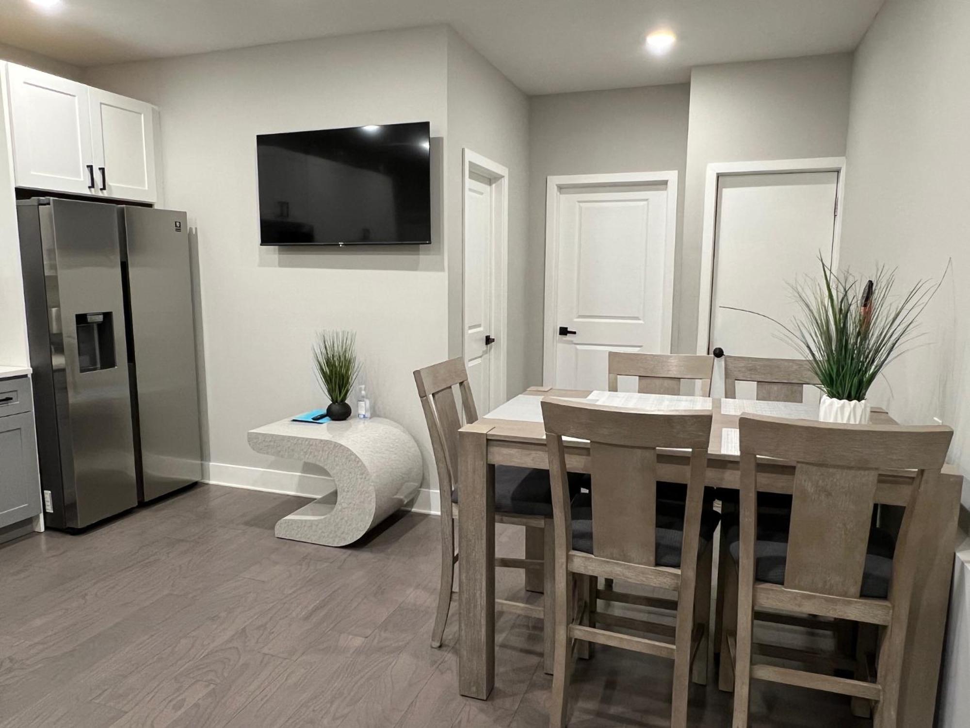 Charming 3Br 2Ba With Private Patio Apartment Philadelphia Exterior photo